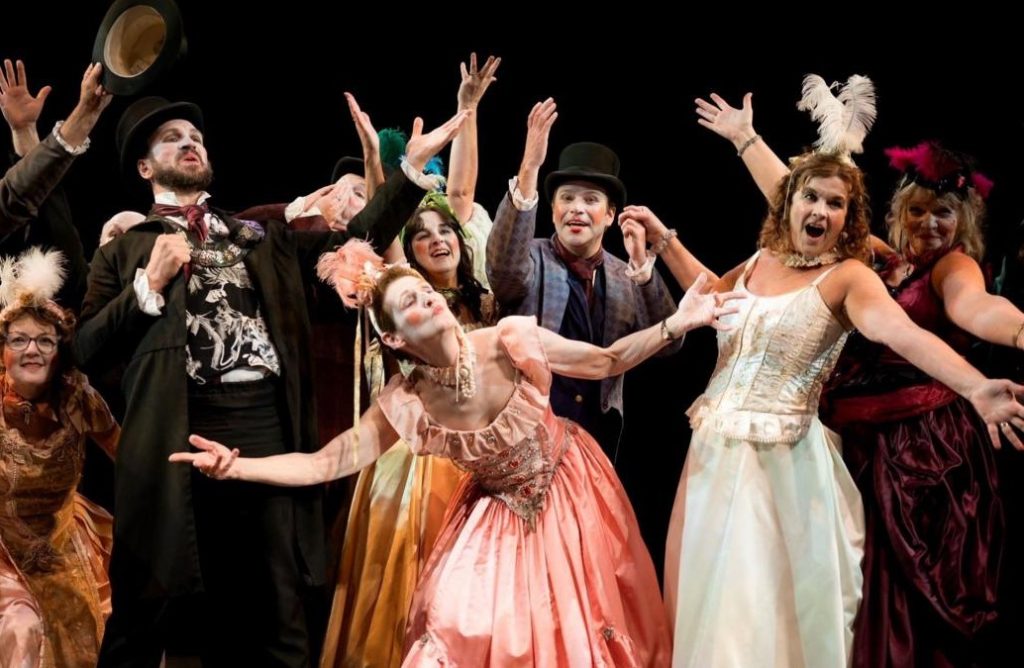 Sgwrs a Chân Sgwrs a Chân